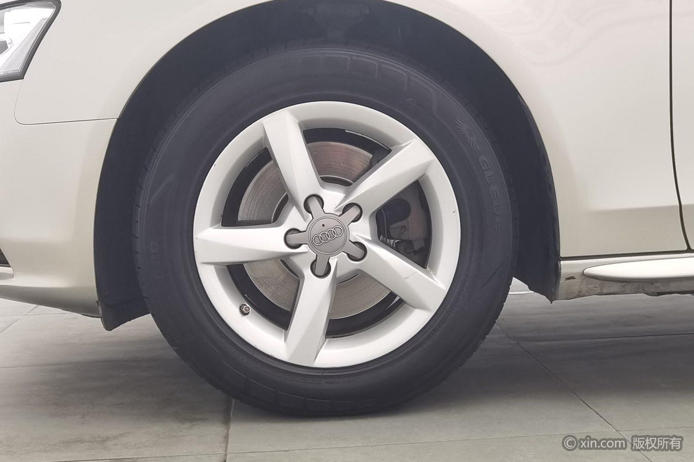 Audi A4L 2015 35 TFSI AT
