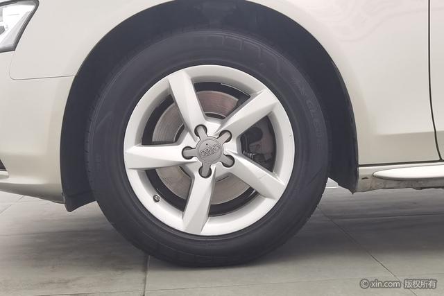 Audi A4L 2015 35 TFSI ATStandard — фото 8