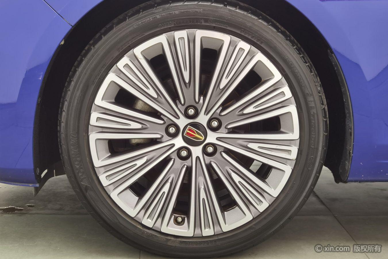 Hongqi H5 2022 1.8T AT