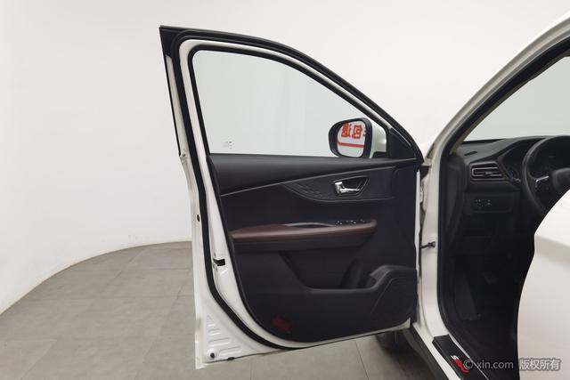 Dongfeng Scenery Scenery S560 id 3816617 из Китая 20