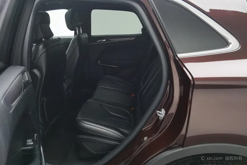 Lincoln MKC — фото 14
