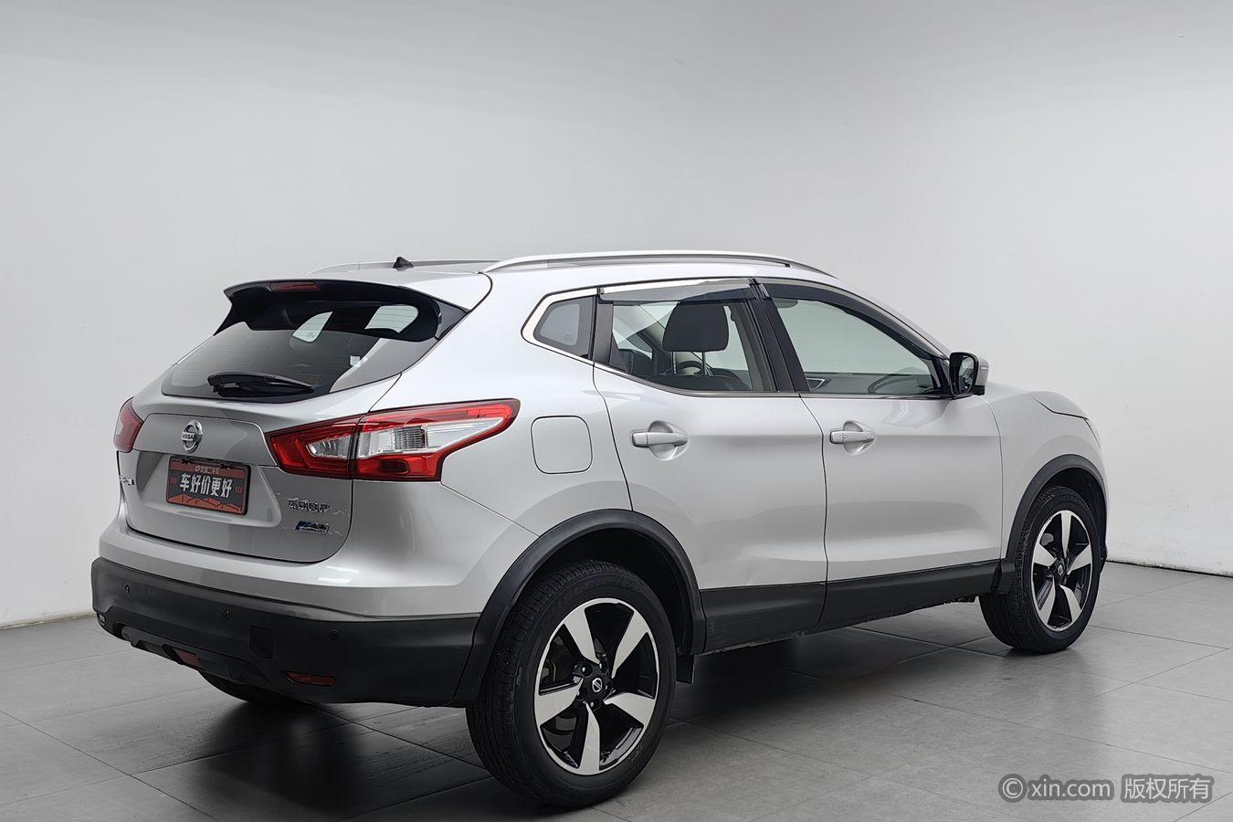 Nissan Qashqai 2017 2.0L CVT Luxury V