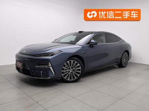 Geely Galaxy Starshine 8 PHEV