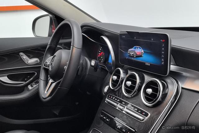 Mercedes-Benz C-Class 2019 C 180 L — фото 17