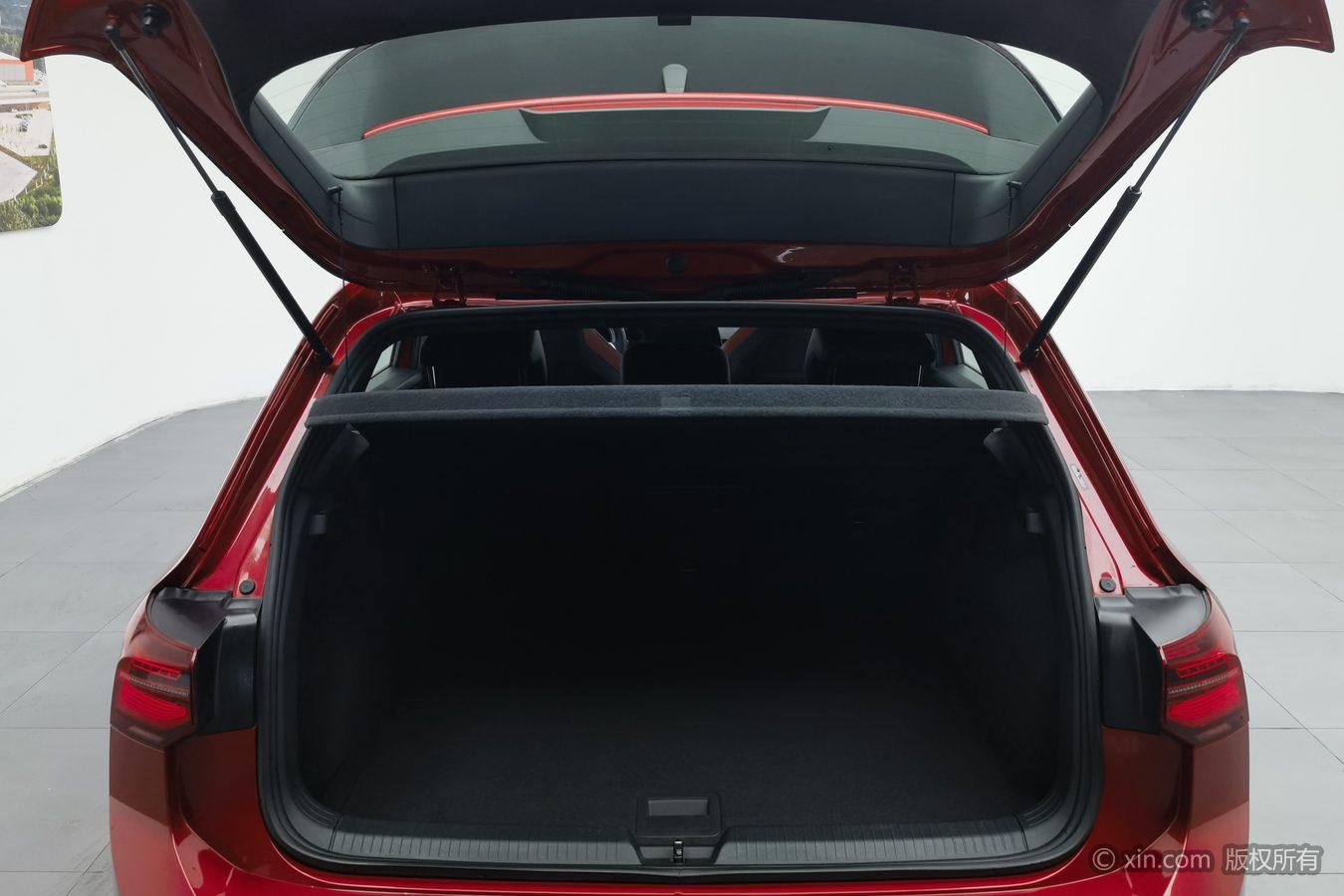 Volkswagen Golf id 4439422 из Китая 8