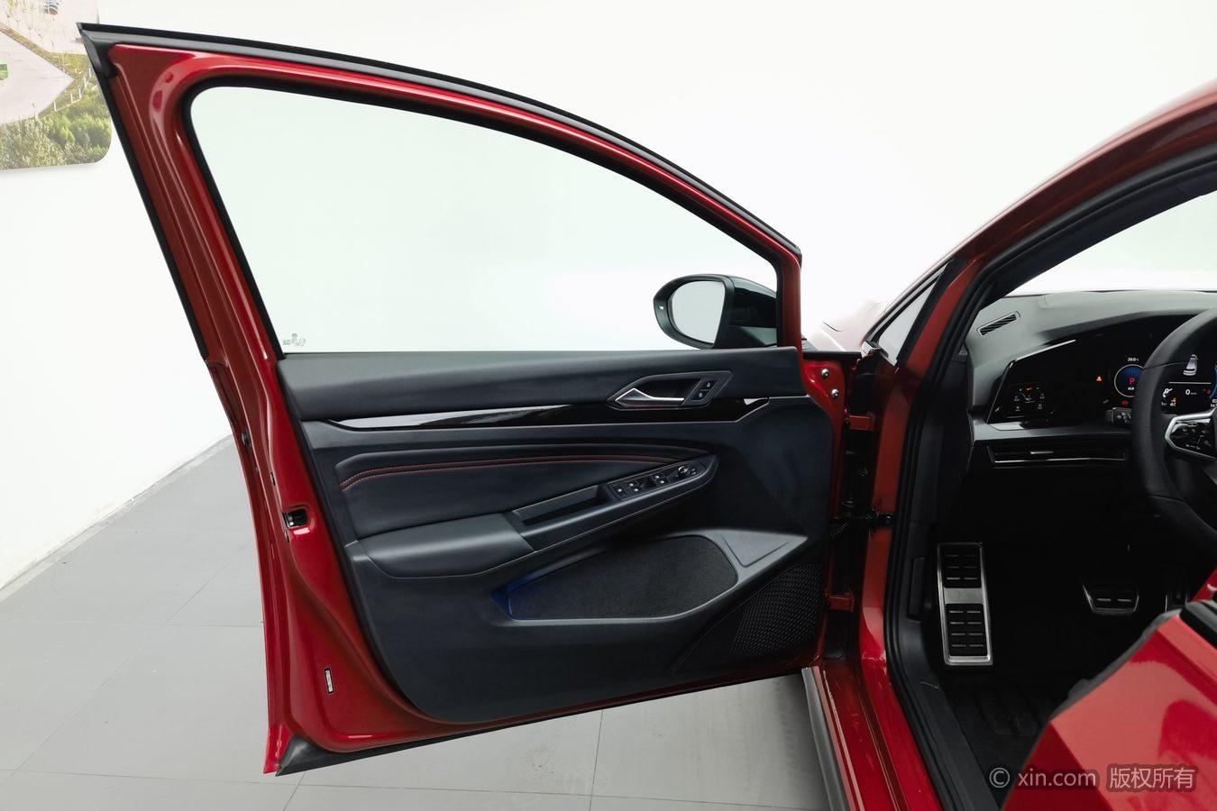 Volkswagen Golf id 4439422 из Китая 16