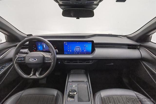 Ford Mondeo 2023 Eco Boost 180 — фото 13