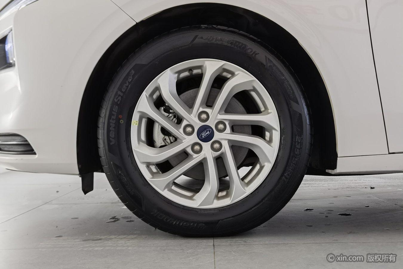 Ford Mondeo 2023 EcoBoost 180