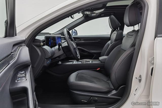 Ford Mondeo 2023 Eco Boost 180 — фото 18