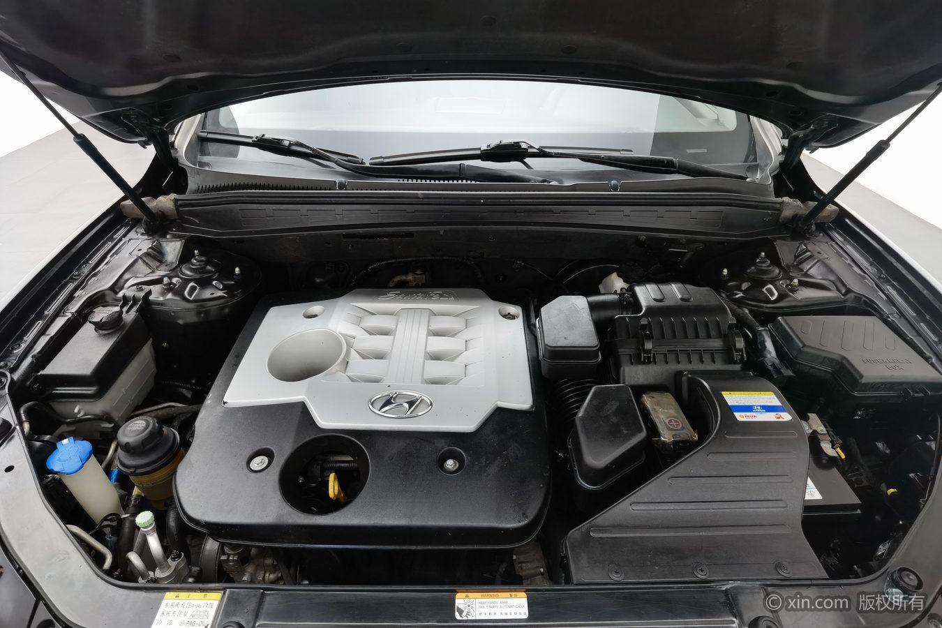 Hyundai Santa Fe 2012 2.4 мест