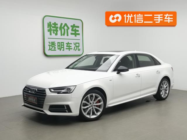Audi A4 2018 года выпуска