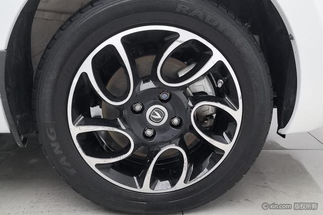 Changan E-Star 2022 — фото 10