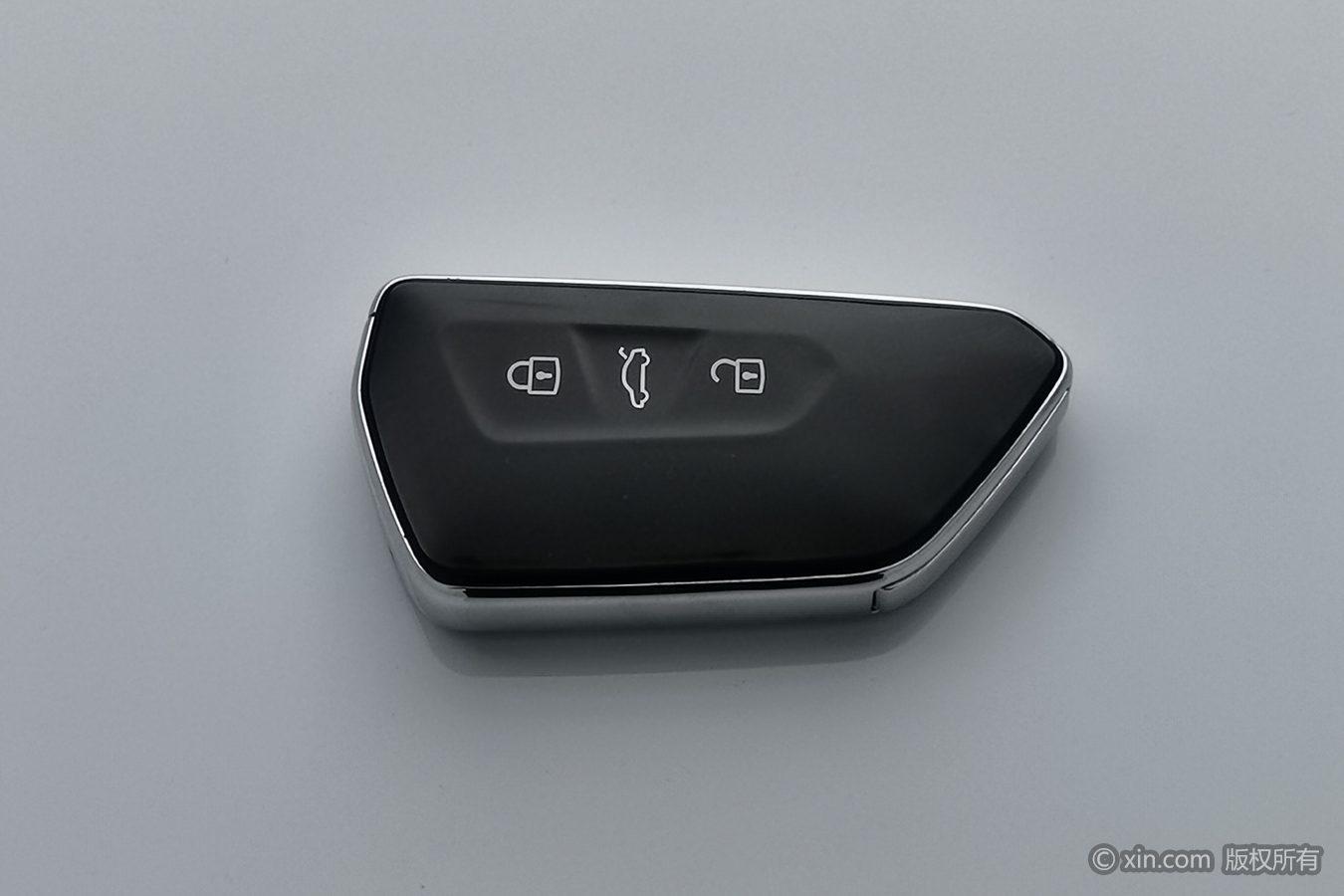 Volkswagen ID.3 2023 Белый из Китая, фото 2