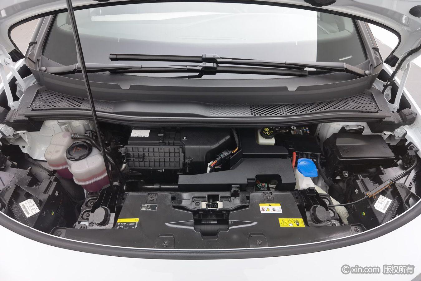 Volkswagen ID.3 2023 Белый из Китая, фото 3