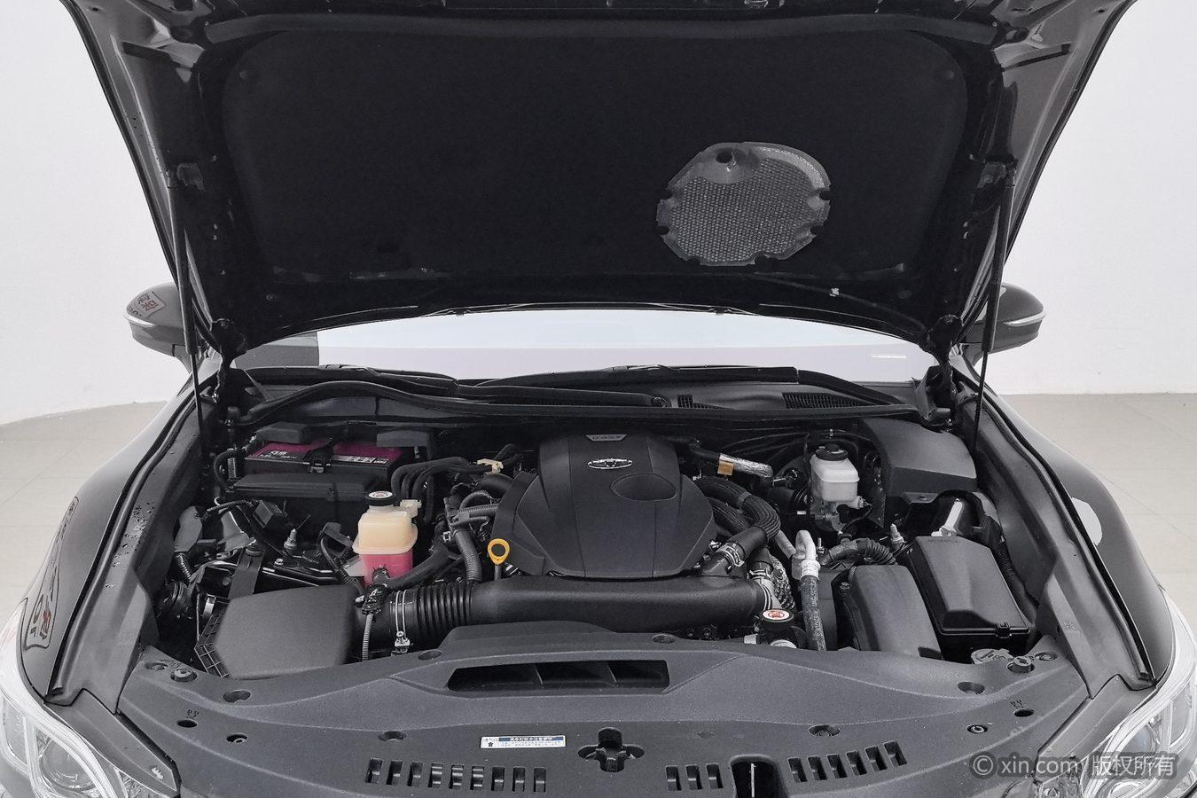 Toyota Crown 2018 2.0T Sport