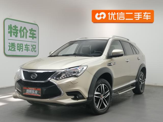BYD Tang 2015 года выпуска