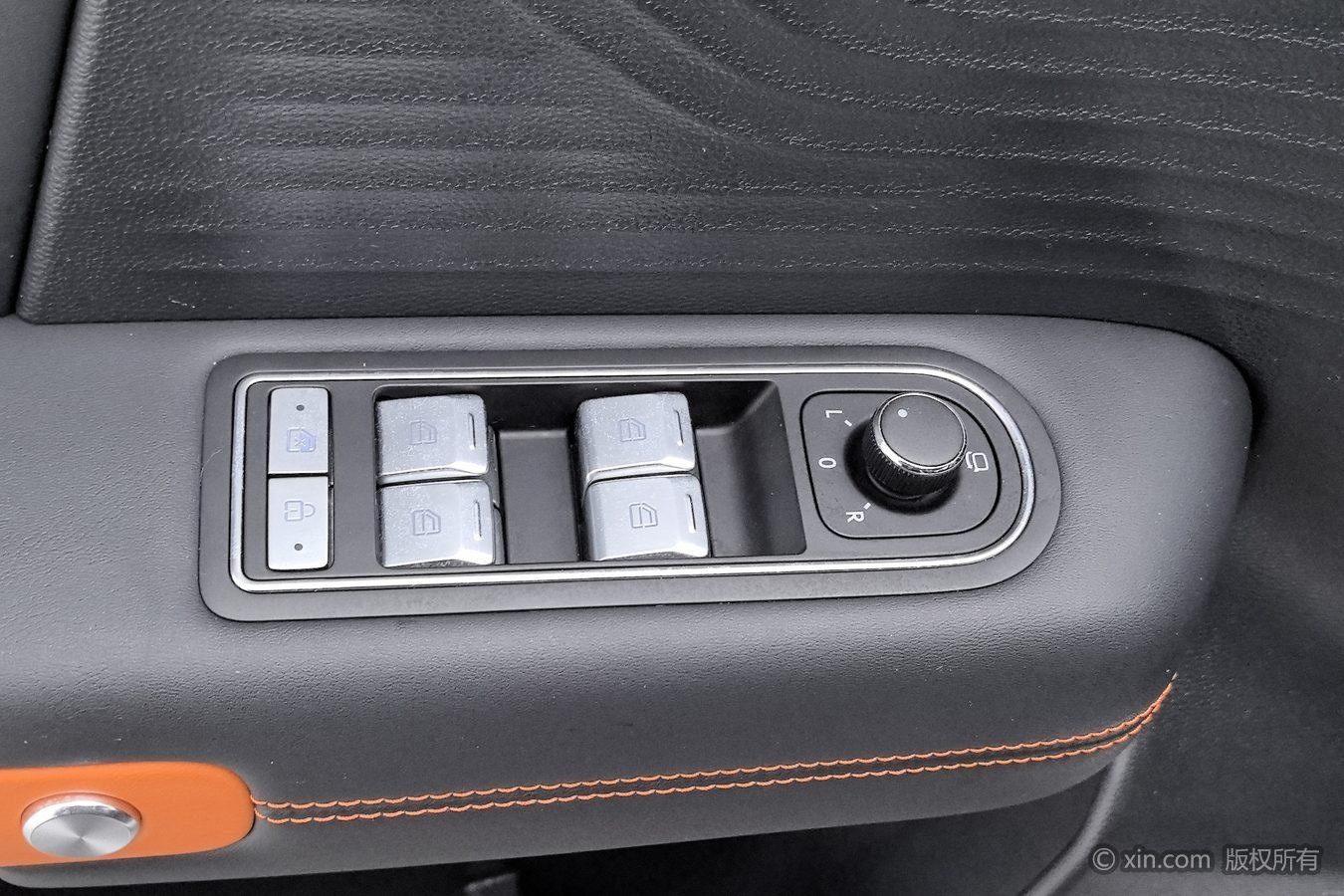 BAIC BJ BAIC Off-road BJ30 2026 lv xing jia 1.5T DCT qi seats ban