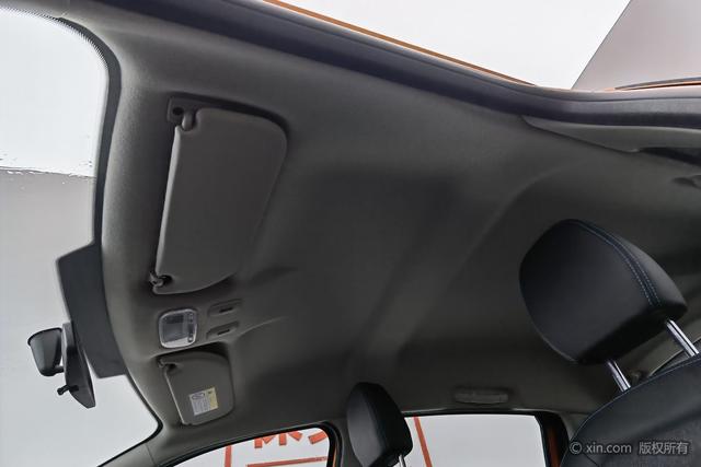 Citroen C3-XR 2023 Желтый из Китая, фото 4