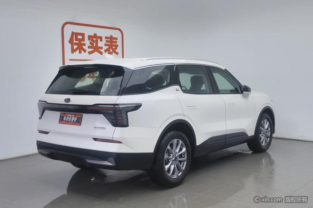Ford Edge 2023 L 2.0 T Eco Boost 2 WD — фото 4