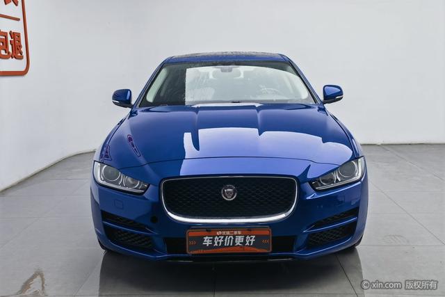 Jaguar XEL 2018 2.0 T 200 PS — фото 2