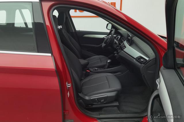 BMW X1 2020 Красный из Китая, фото 2