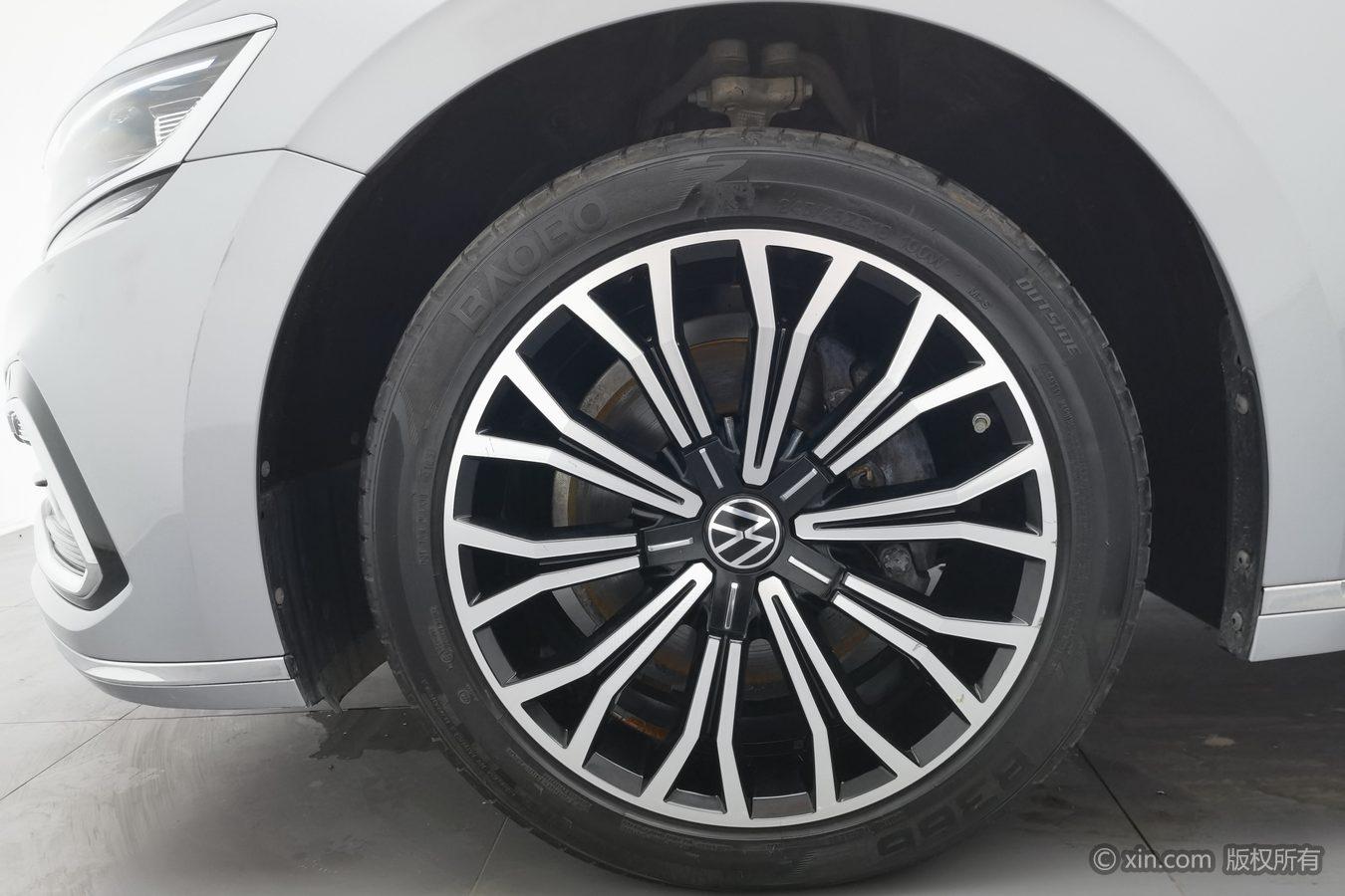 Volkswagen Huiang id 4438010 из Китая 7