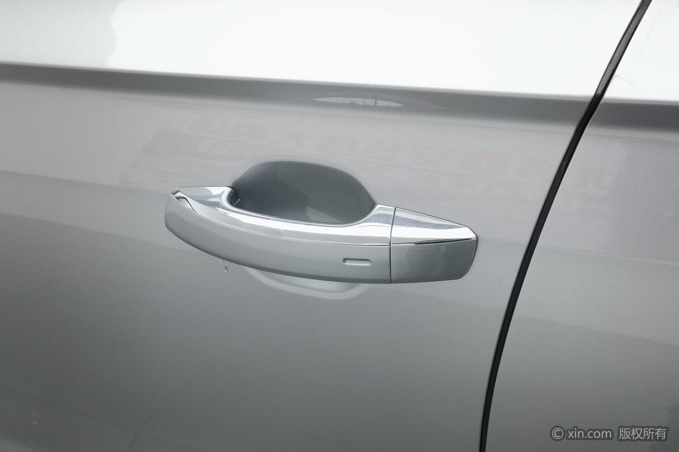 Volkswagen Huiang id 4438010 из Китая 10