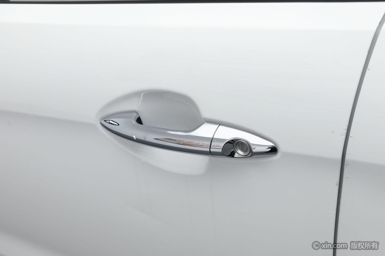 Kia K2 2015 1.4L MT GLS