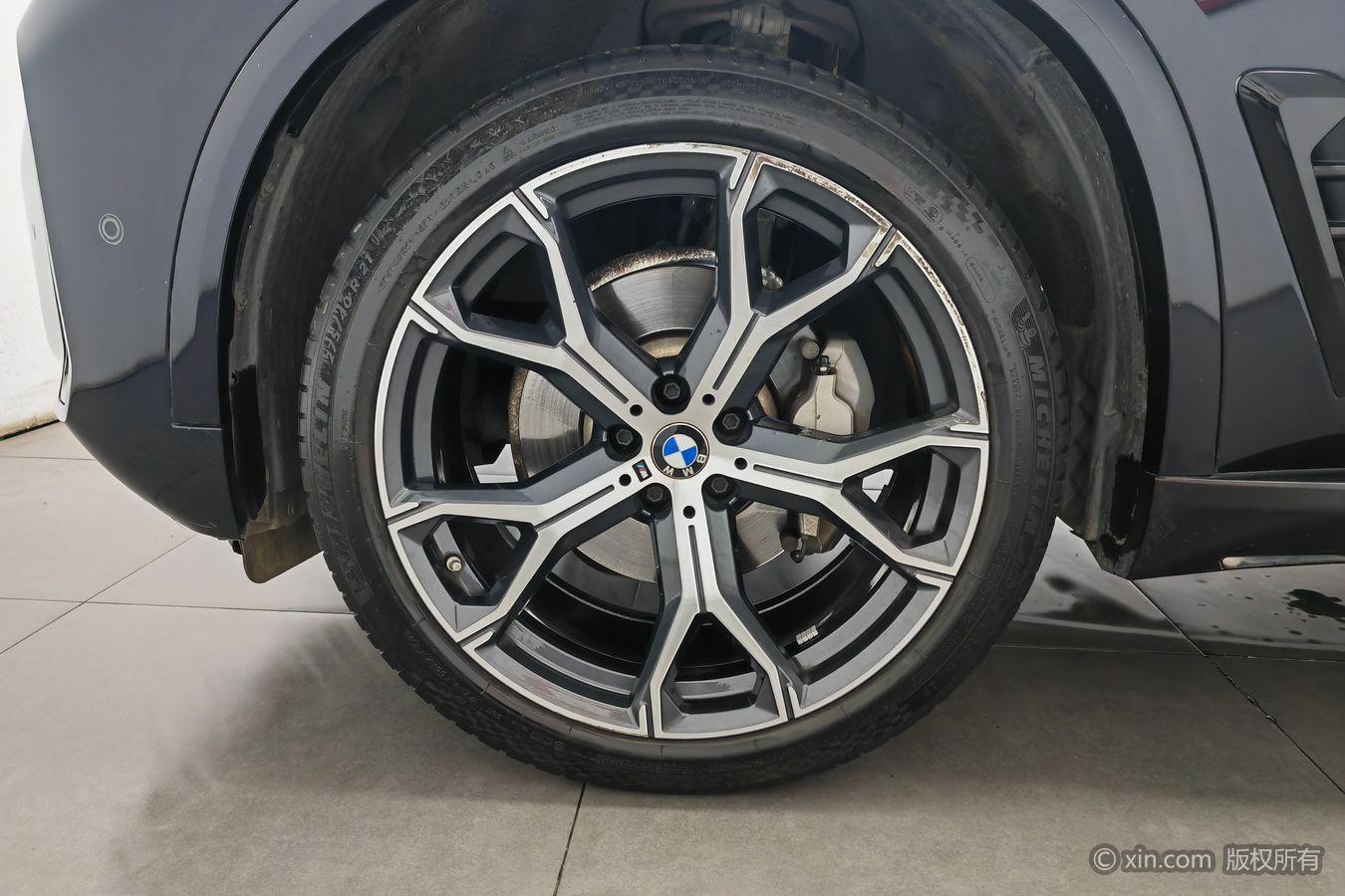 BMW X5 2023 xDrive30Li M Sport