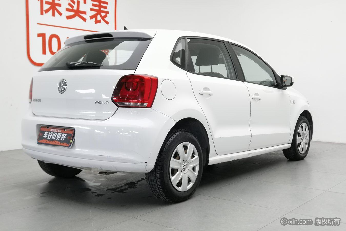 Volkswagen Polo 2013 1.4L MT