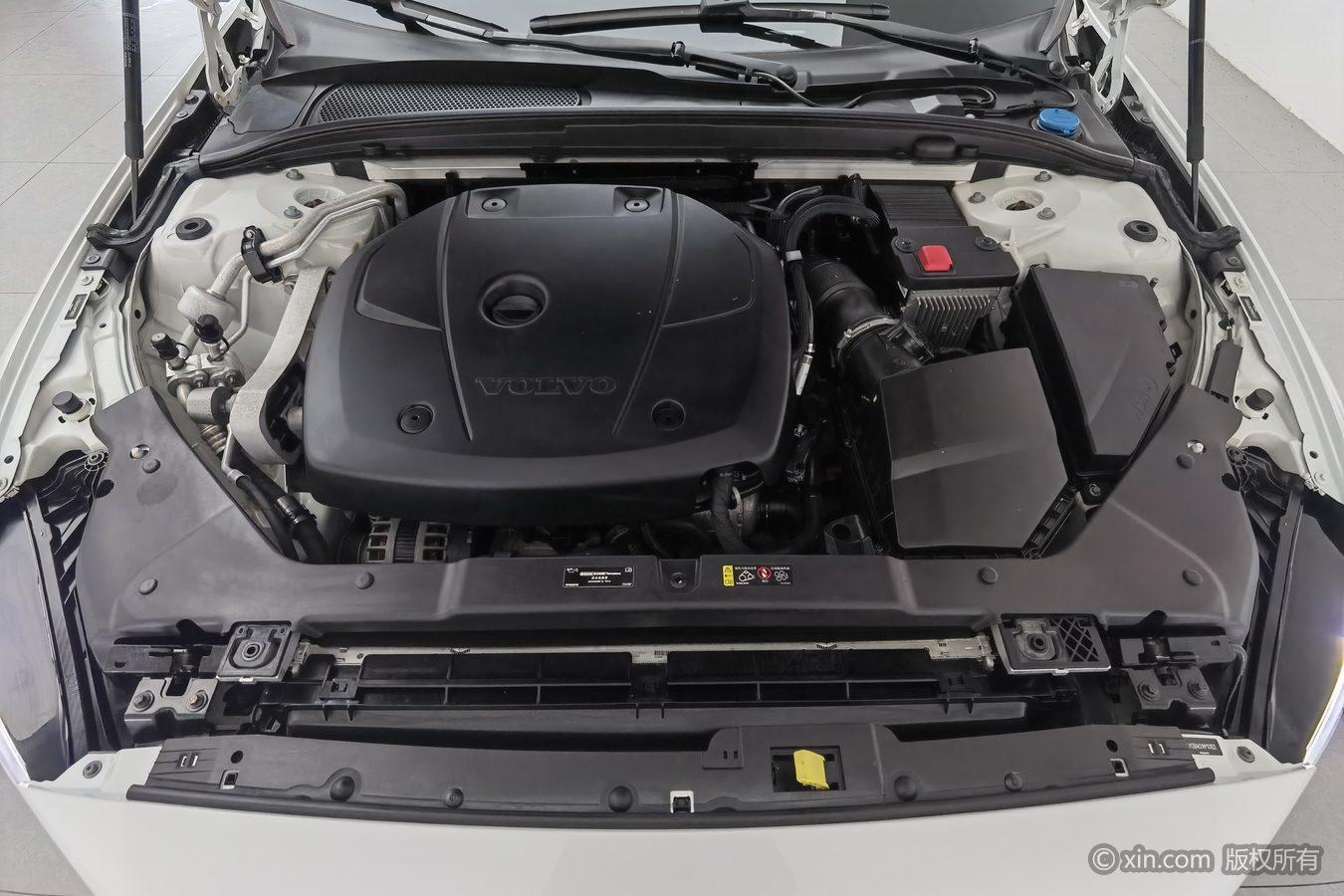 Volvo S60 2021 T4 Luxury