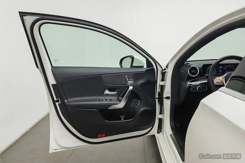 Mercedes-Benz A-Class A 200 L — фото 16