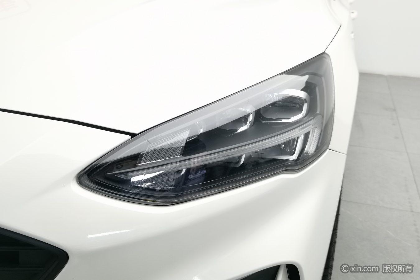 Ford Focus 2020 EcoBoost 180 AT ST Line