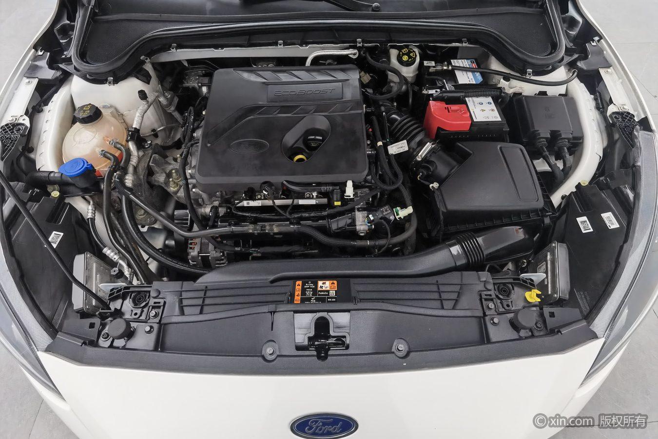 Ford Focus 2020 EcoBoost 180 AT ST Line