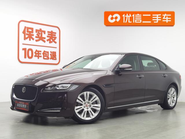 Jaguar XF 2018 года выпуска