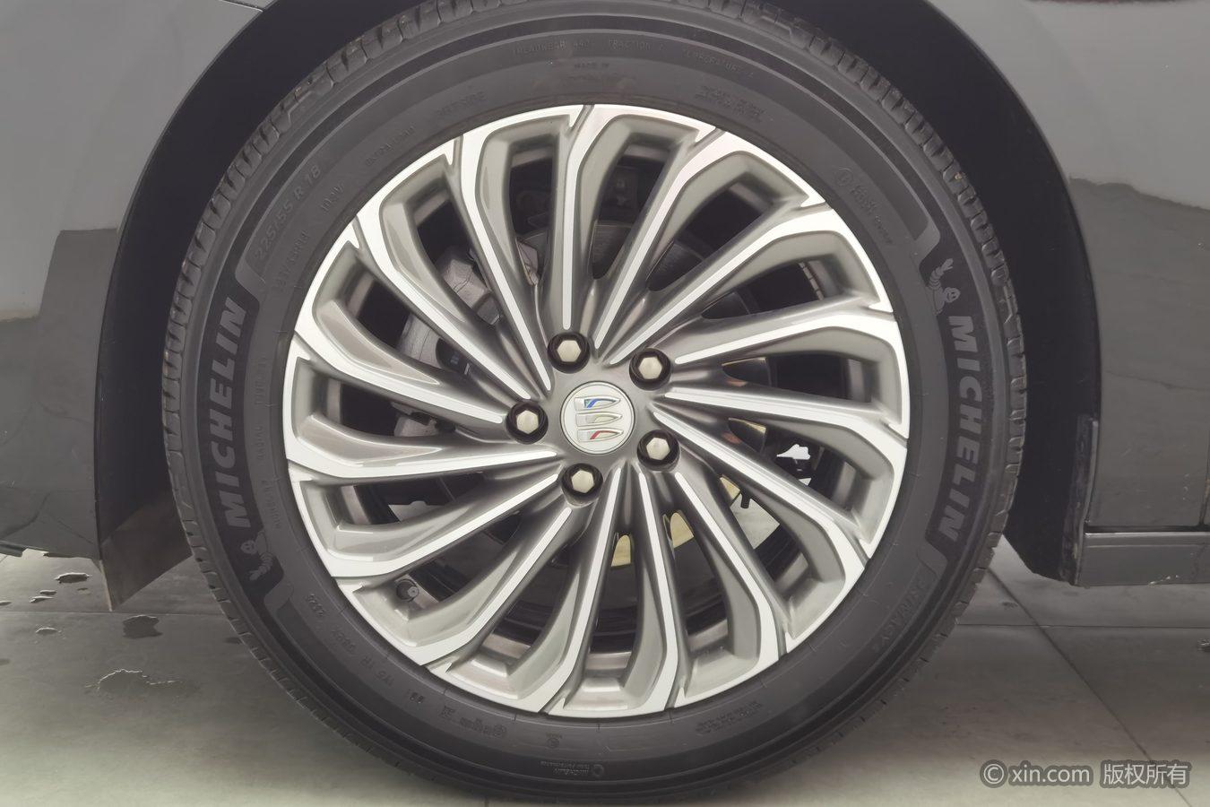 Buick LaCrosse 2023 28T AT