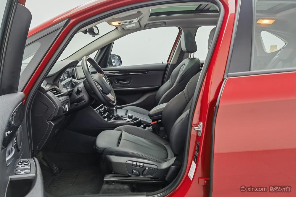 BMW 2 Series Active Tourer, фото 17