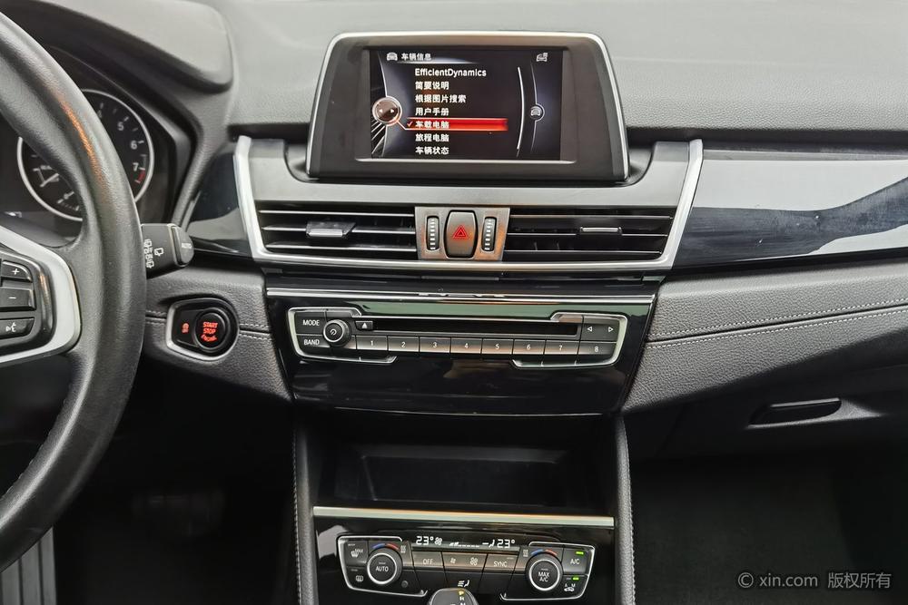 BMW 2 Series Active Tourer, фото 13