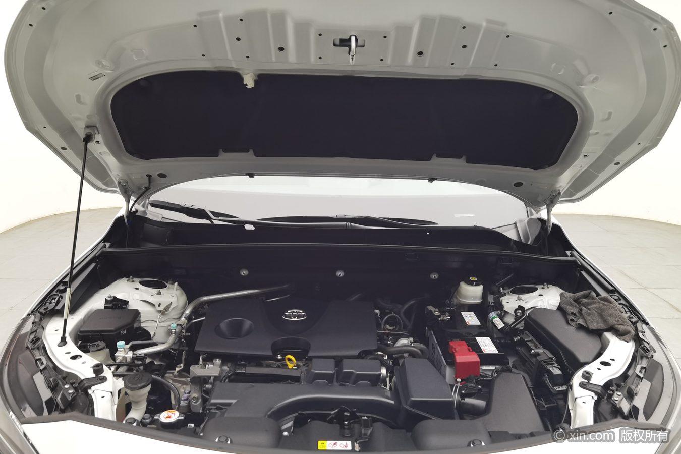 Toyota Harrier 2022 2.0L CVT Luxury