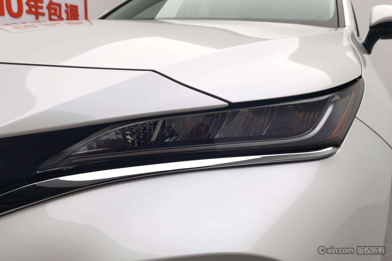 Toyota Harrier 2022 2.0L CVT Luxury