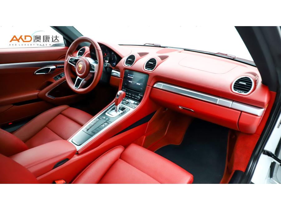 Porsche 718 2018 Cayman 2.0T
