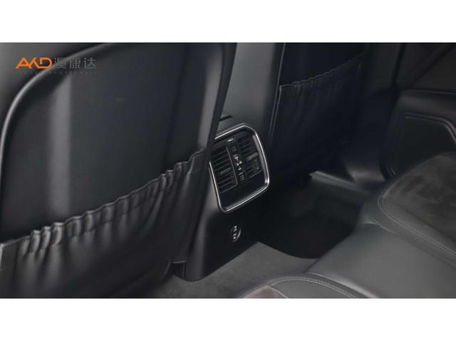 Porsche Macan 2020 Macan 2.0 T — фото 5