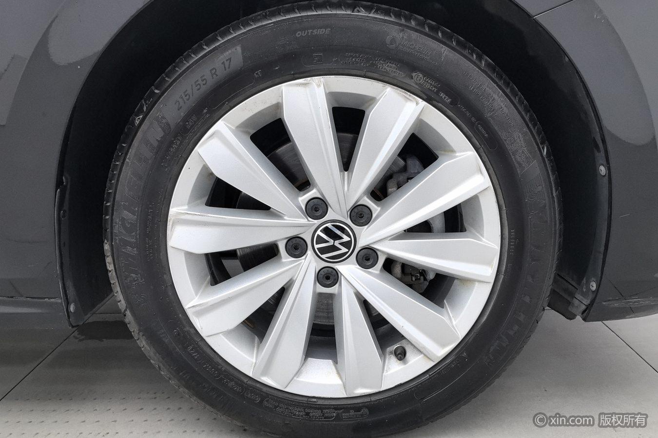 Volkswagen Passat 2021 330TSI Elite