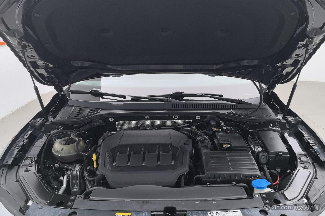Volkswagen Passat 2021 330TSI Elite