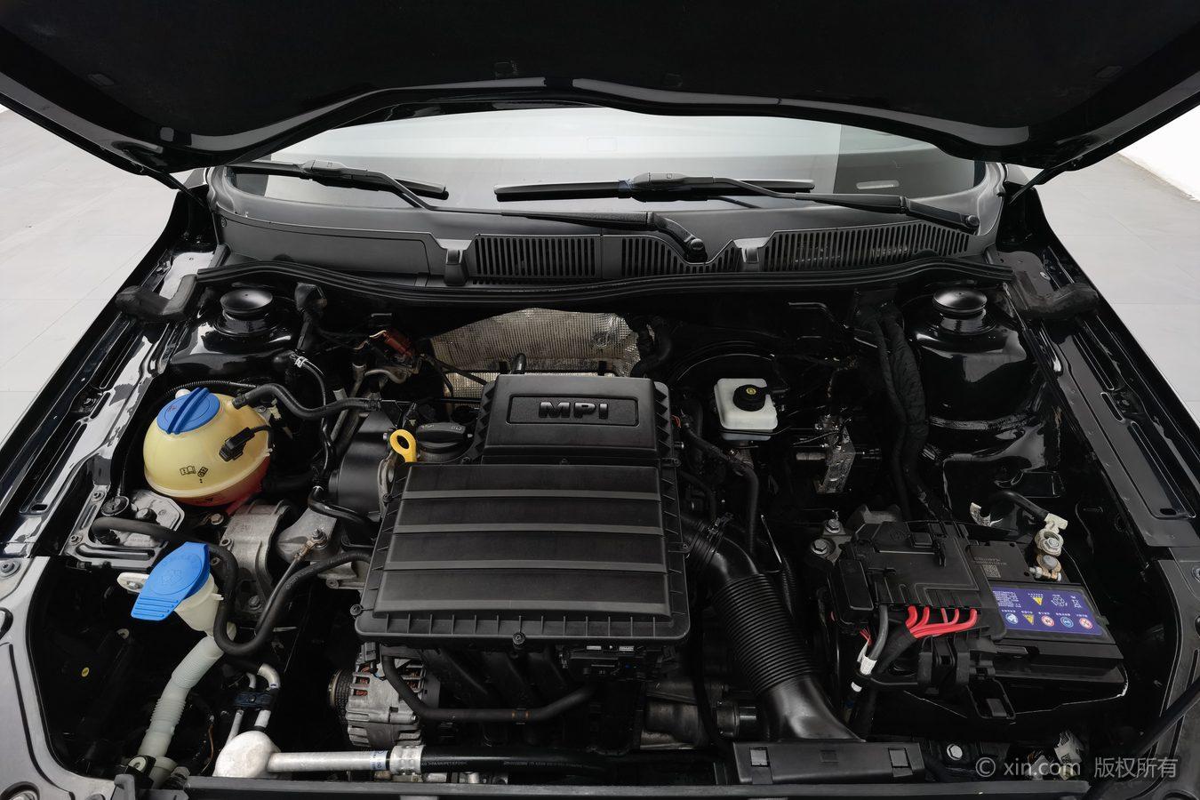 Volkswagen Lavida 2015 1.6L MT Comfort