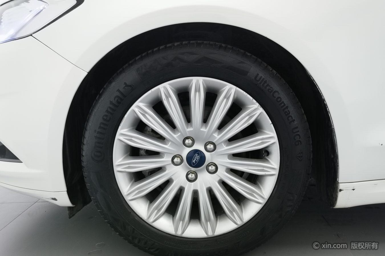 Ford Mondeo 2013 2.0L GTDi200 Fashion