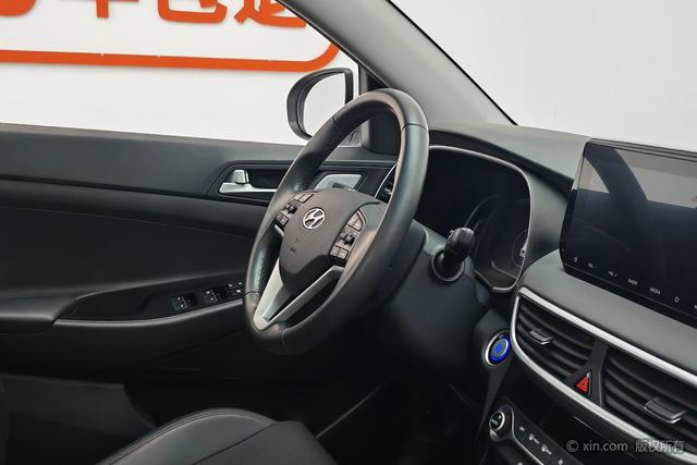 Hyundai Tucson 2020 280 TGDi DCT 2 WD VI — фото 12