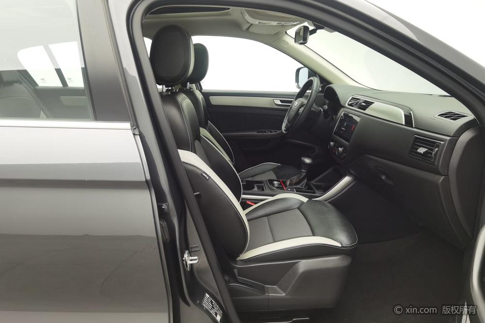 Qoros 5, фото 12