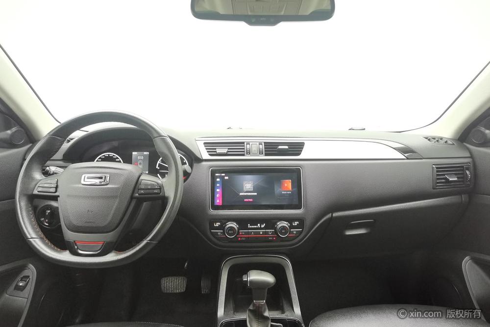 Qoros 5, фото 14