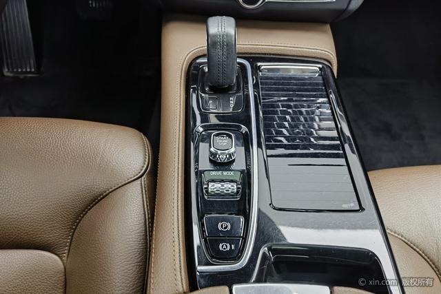 Volvo S90 PHEV id 3837458 из Китая 15